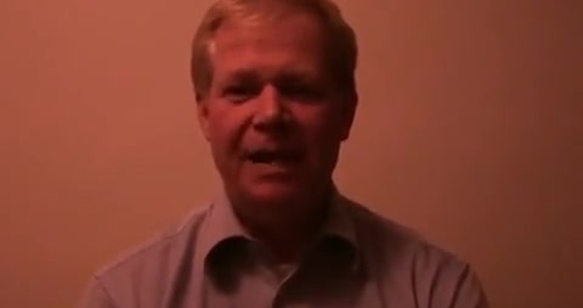 Why Do Some People Experience ET Contact While Others Don’t?