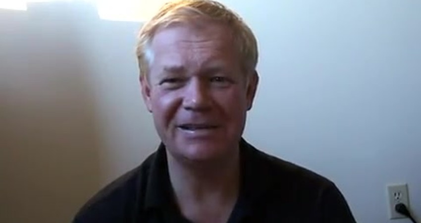 Unmasking the Skies: My Encounter with Fake Planes and UFOs