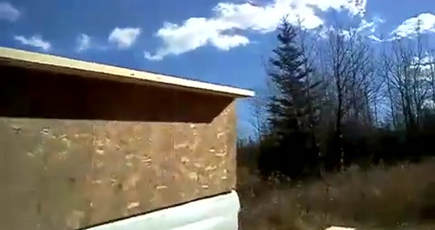 Building a Sturdy Wall for Van Life: Tips and Techniques