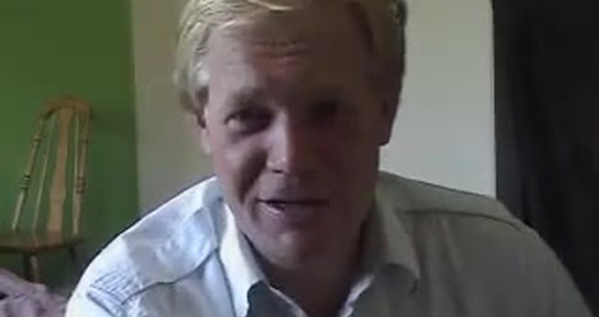 A Night of Cosmic Connection: UFO Encounters with Mike Trass