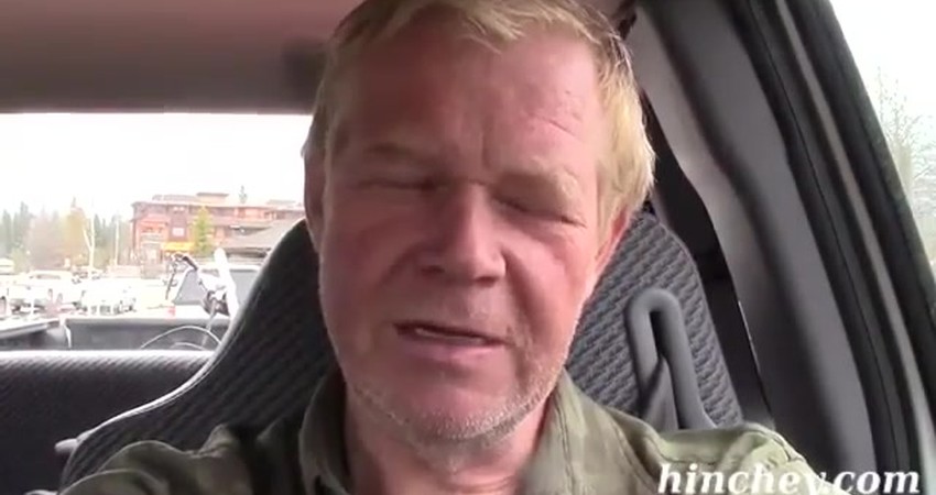 “Messages from the Beyond: Anubis Warns of Impending Conflict