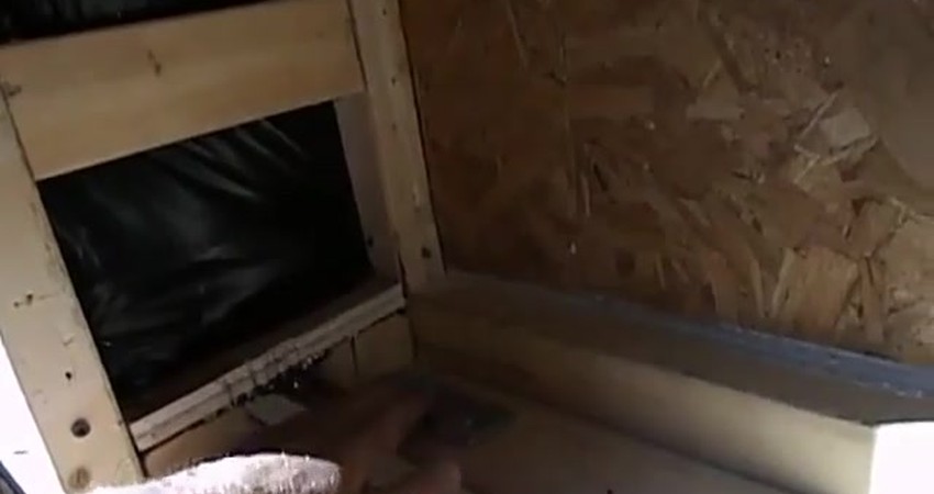 DIY Hinge Fix: Creative Solutions for Wood Projects