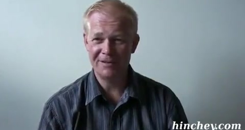 The Essence of Ascension Energy: A Kiss of Connection