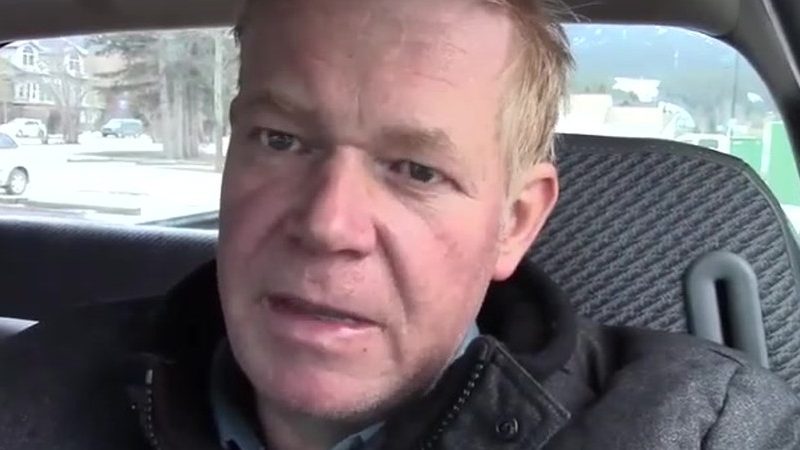 Enhancing Communication: Breaking Down Barriers in Conversation